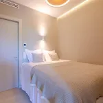 2 Bedroom With Terrace And Garden View 2 Min From Beach